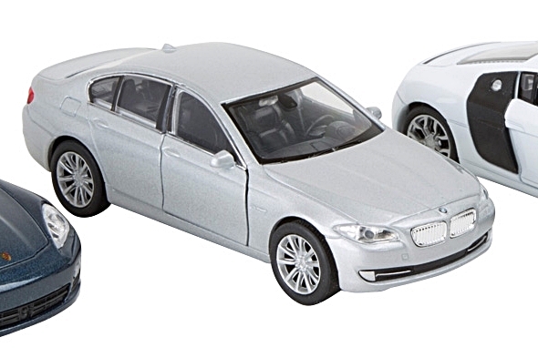 Spielzeug Autos, 4stk. Audi, Porsche, … - BMW und Aston Martin. 4 Stk Spielzeug Sportwagen